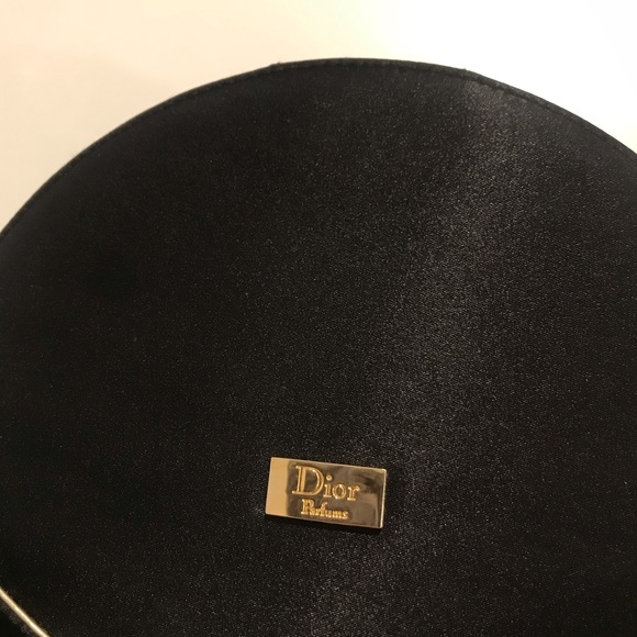 Dior Black Round Cosmetic Case with Gold Accent - Picture 4 of 8